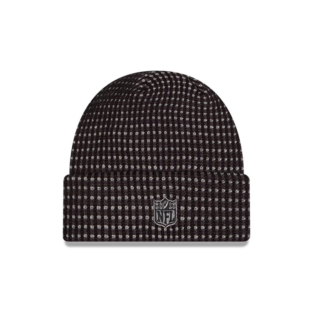 Pictured is this NFL Sideline 2026 Las Vegas Raiders Cuff Knit Beanie Hat in black and grey. 2