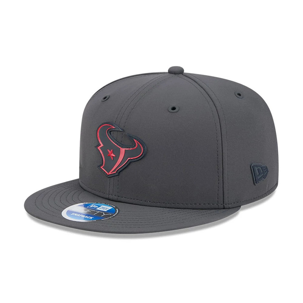 Pictured is this NFL Sideline 2026 Houston Texans 9FIFTY Snapback cap in charcoal. 1