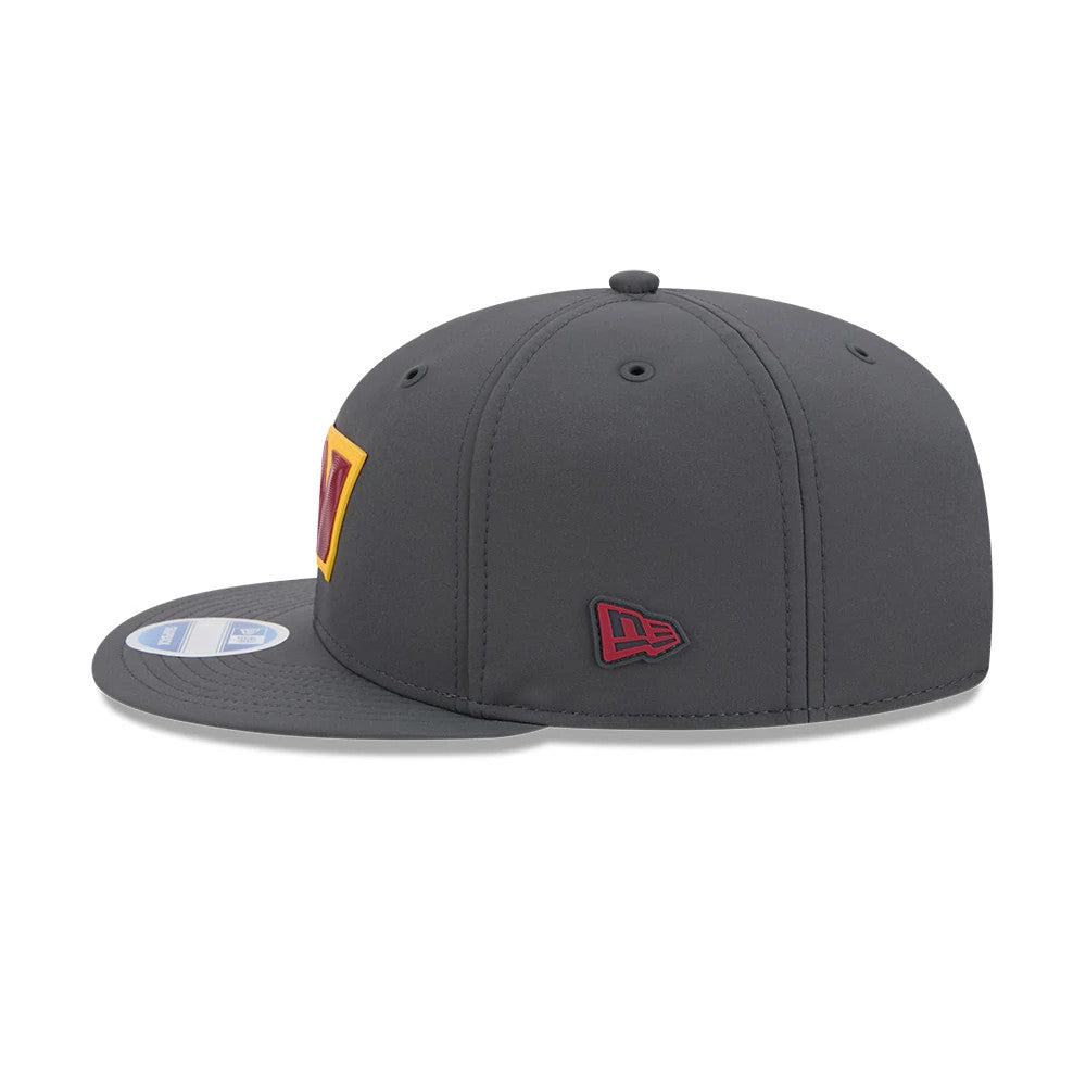 Pictured is this NFL Sideline 2026 Washington Commanders 9FIFTY Snapback cap in charcoal. 6