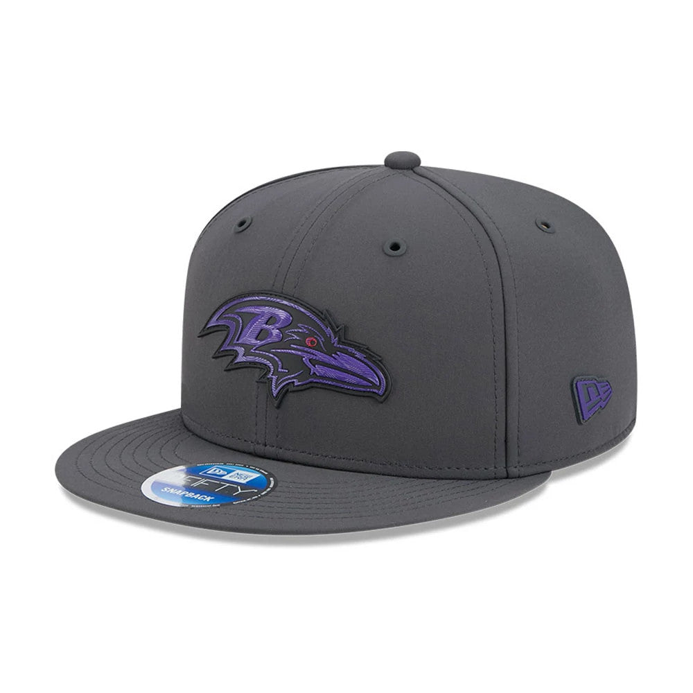 Pictured is this NFL Sideline 2026 Baltimore Ravens 9FIFTY Snapback cap in charcoal. 1