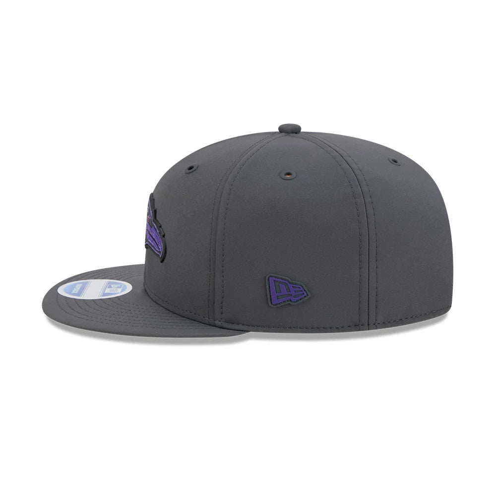 Pictured is this NFL Sideline 2026 Baltimore Ravens 9FIFTY Snapback cap in charcoal. 5