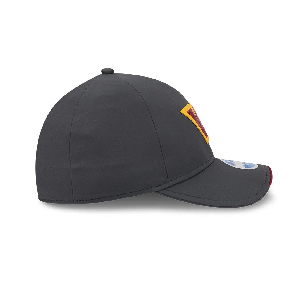 Pictured is this NFL Sideline 2026 Washington Commanders 39THIRTY M-Crown Stretch Fit cap in charcoal. 5