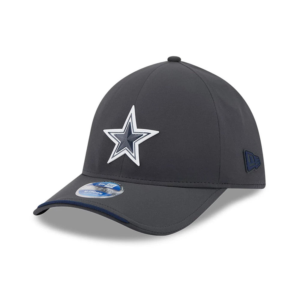 Pictured is this NFL Sideline 2026 Dallas Cowboys 39THIRTY M-Crown Stretch Fit cap in charcoal. 1