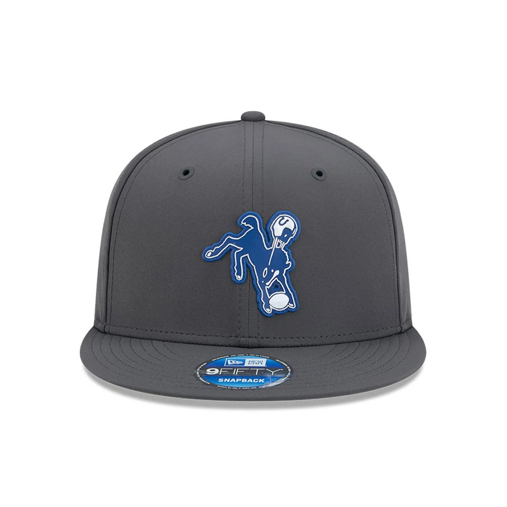 Pictured is this NFL Sideline 2026 Indianapolis Colts 9FIFTY Snapback cap in charcoal. 3