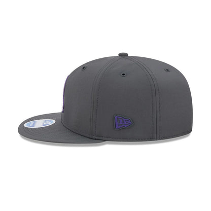 Pictured is this NFL Sideline 2026 Minnesota Vikings 9FIFTY Snapback cap in charcoal. 6