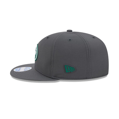 Pictured is this NFL Sideline 2026 New York Jets 9FIFTY Snapback cap in charcoal. 6