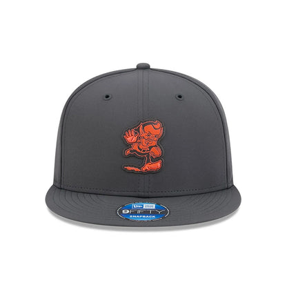Pictured is this NFL Sideline 2026 Cleveland Browns 9FIFTY Snapback cap in charcoal. 3