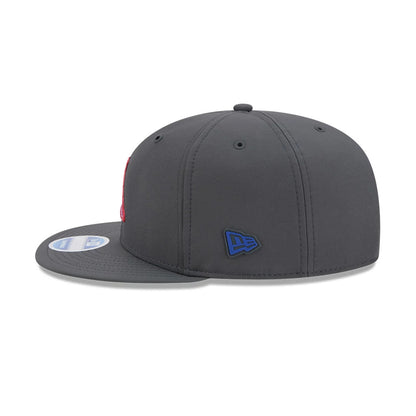 Pictured is this NFL Sideline 2026 New England Patriots 9FIFTY Snapback cap in charcoal. 6