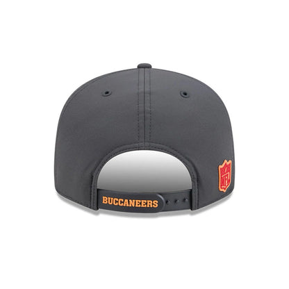Pictured is this NFL Sideline 2026 Tampa Bay Buccaneers 9FIFTY Snapback cap in charcoal. 5