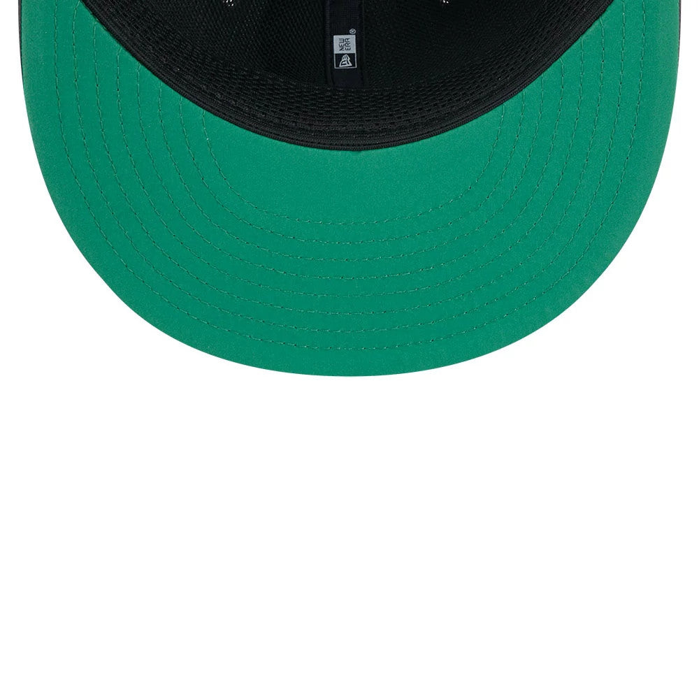 Pictured is this NFL Sideline 2026 Philadelphia Eagles 9FIFTY Snapback cap in charcoal. 2