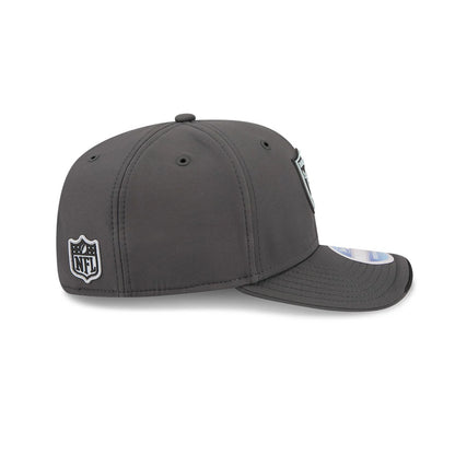 Pictured is this NFL Sideline 2026 Las Vegas Raiders 9SEVENTY Stretch Snap cap in charcoal. 6