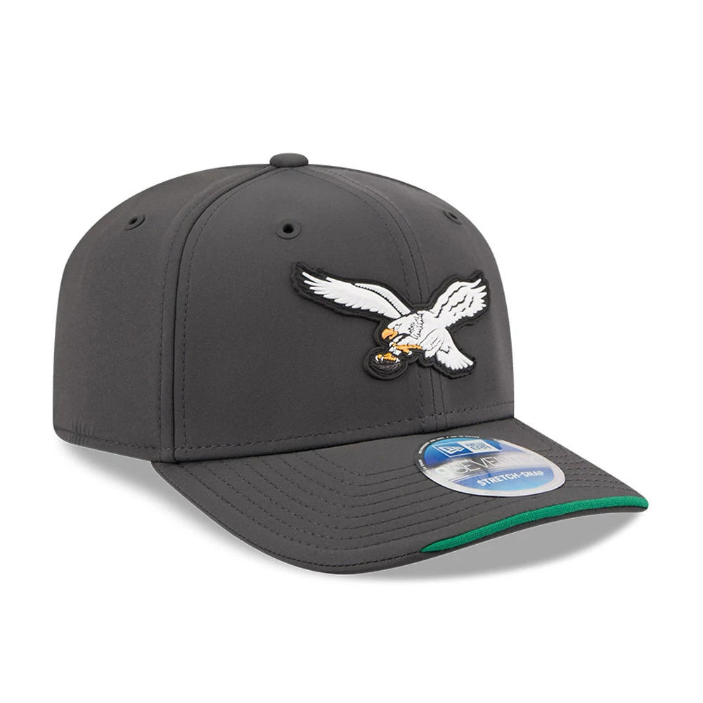 Pictured is this NFL Sideline 2026 Philadelphia Eagles 9SEVENTY Stretch Snap cap in charcoal. 3