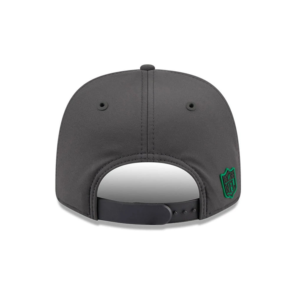 Pictured is this NFL Sideline 2026 Philadelphia Eagles 9SEVENTY Stretch Snap cap in charcoal. 4