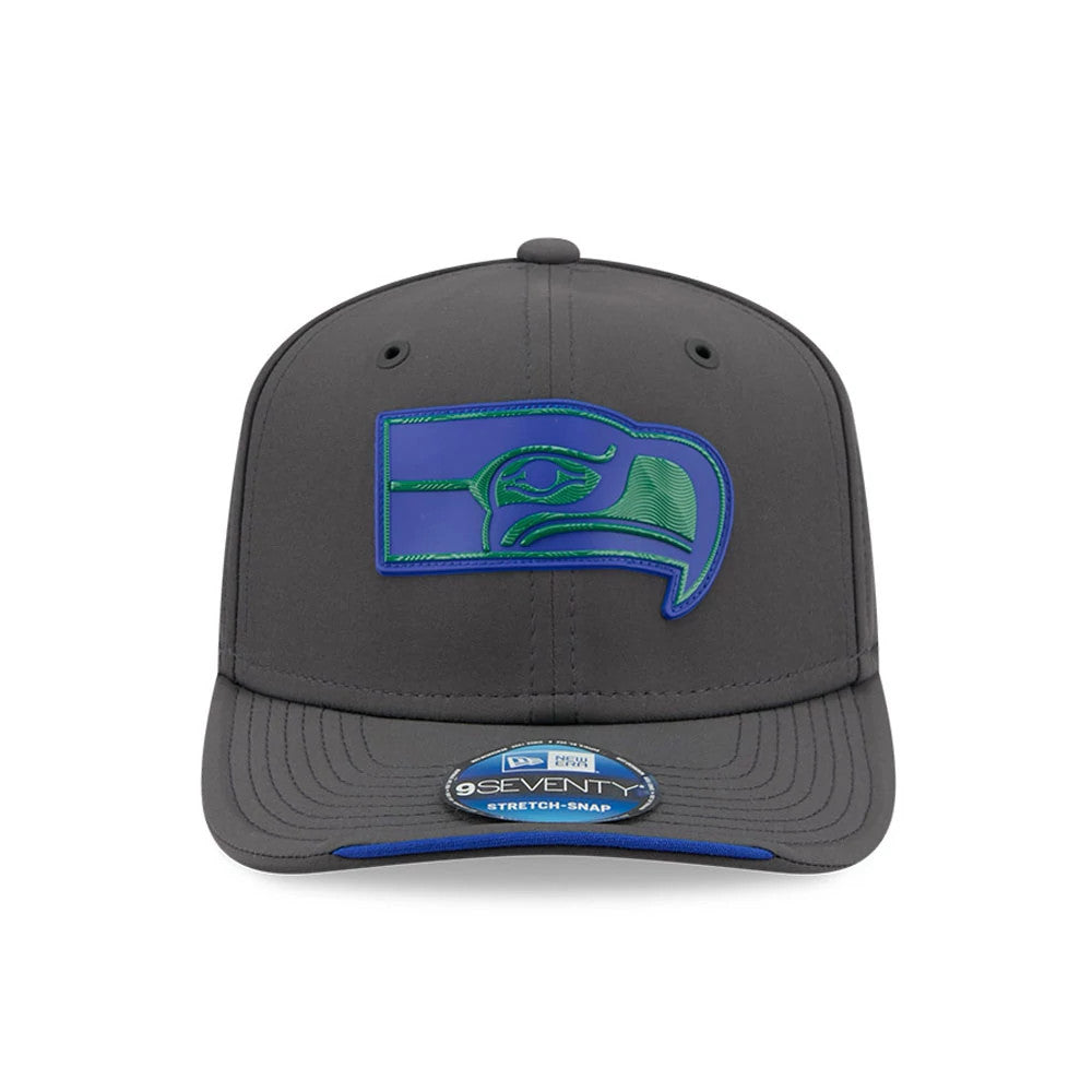Pictured is this NFL Sideline 2026 Seattle Seahawks 9SEVENTY Stretch Snap cap in charcoal. 2