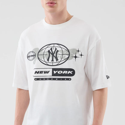 The model is wearing this MLB Logo Graphic New York Yankees Oversized T-Shirt in white. 3