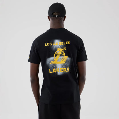 The model is wearing this NBA Court Graphic LA Lakers T-Shirt in black. 2