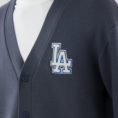 The model is wearing this MLB Knit LA Dodgers Cardigan in grey. 4