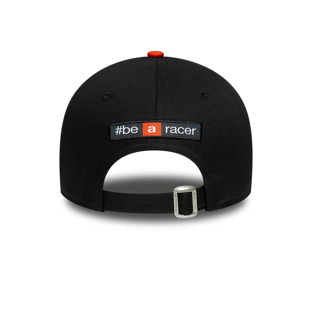 Pictured is this Aprilia Graphic 9FORTY cap in white. 4