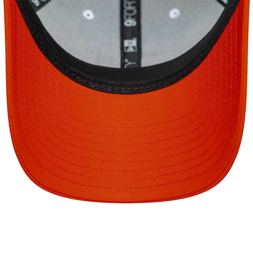 Pictured is this Aprilia Graphic 9FORTY cap in white & red. 5