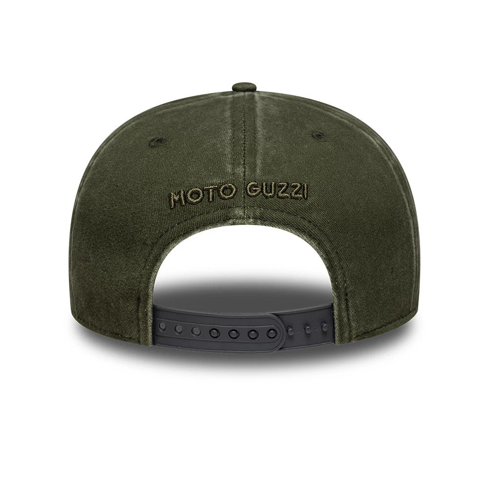 Pictured is this Moto Guzzi Logo 9SEVENTY Stretch Snap cap in green. 4