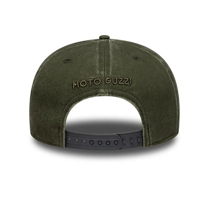Pictured is this Moto Guzzi Logo 9SEVENTY Stretch Snap cap in green. 4