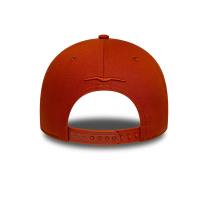 Pictured is this Moto Guzzi Distressed 9FORTY M-Crown cap in red. 4