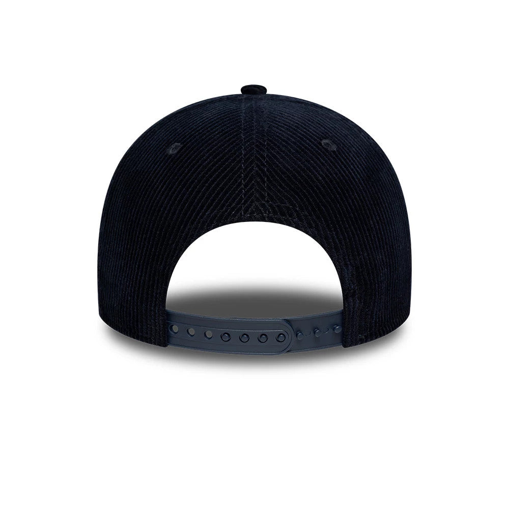 Pictured is this Chelsea FC Cord 9FORTY M-Crown cap in navy. 4