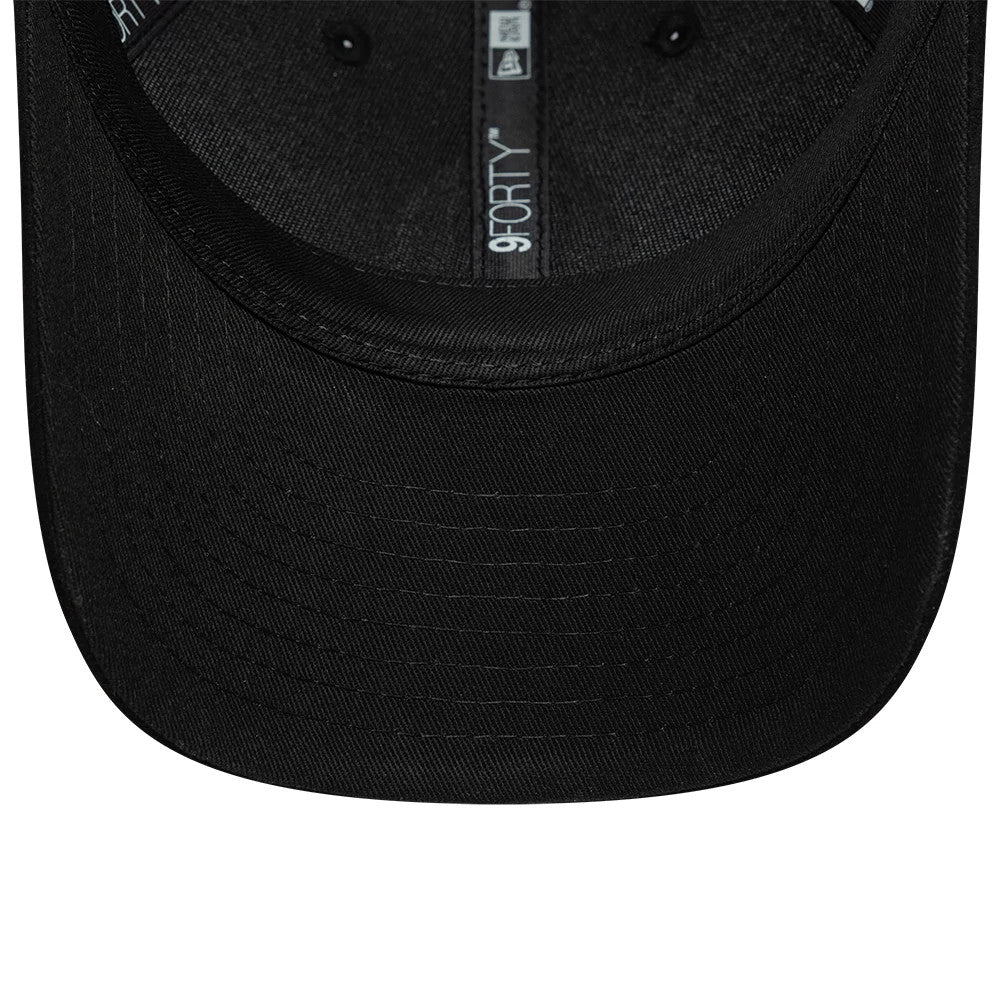 Pictured is this AC Milan Faux Suede 9FORTY M-Crown cap in black. 6