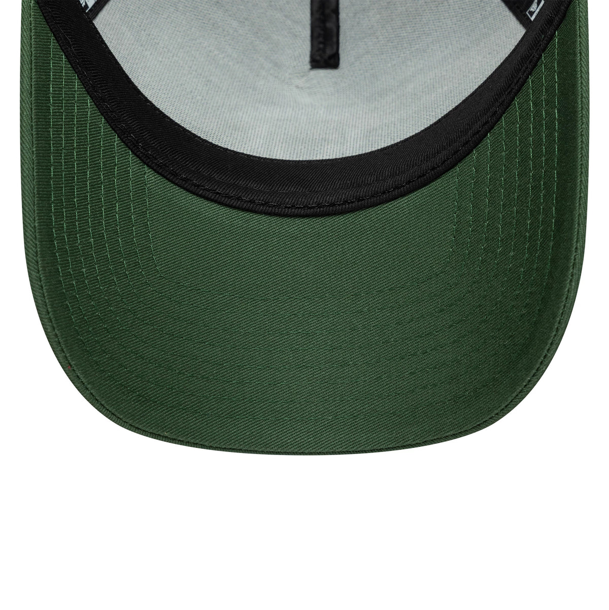Pictured is this Manchester United FC 9FORTY A-Frame Trucker cap in dark green. 5