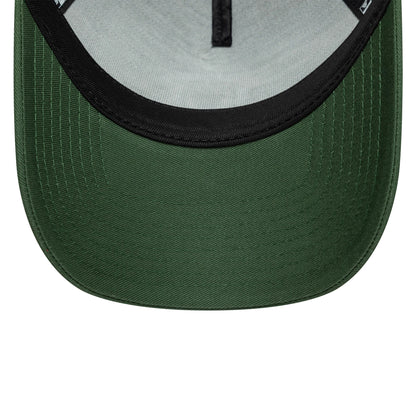 Pictured is this Manchester United FC 9FORTY A-Frame Trucker cap in dark green. 5