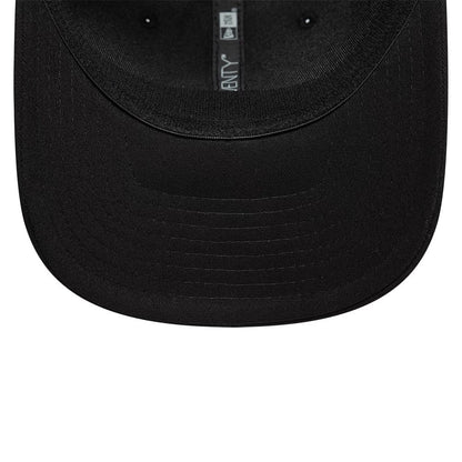 Pictured is this Vespa 9SEVENTY Stretch Snap cap in black. 6