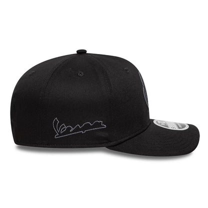 Pictured is this Vespa 9SEVENTY Stretch Snap cap in black. 4
