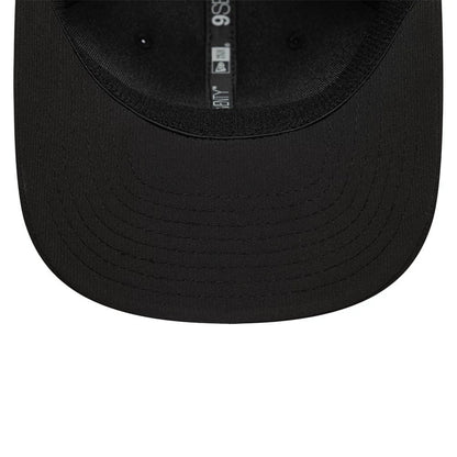 Pictured is this Stade Toulousain Gradient Stade Toulousain 9SEVENTY Stretch Snap cap in black. 5