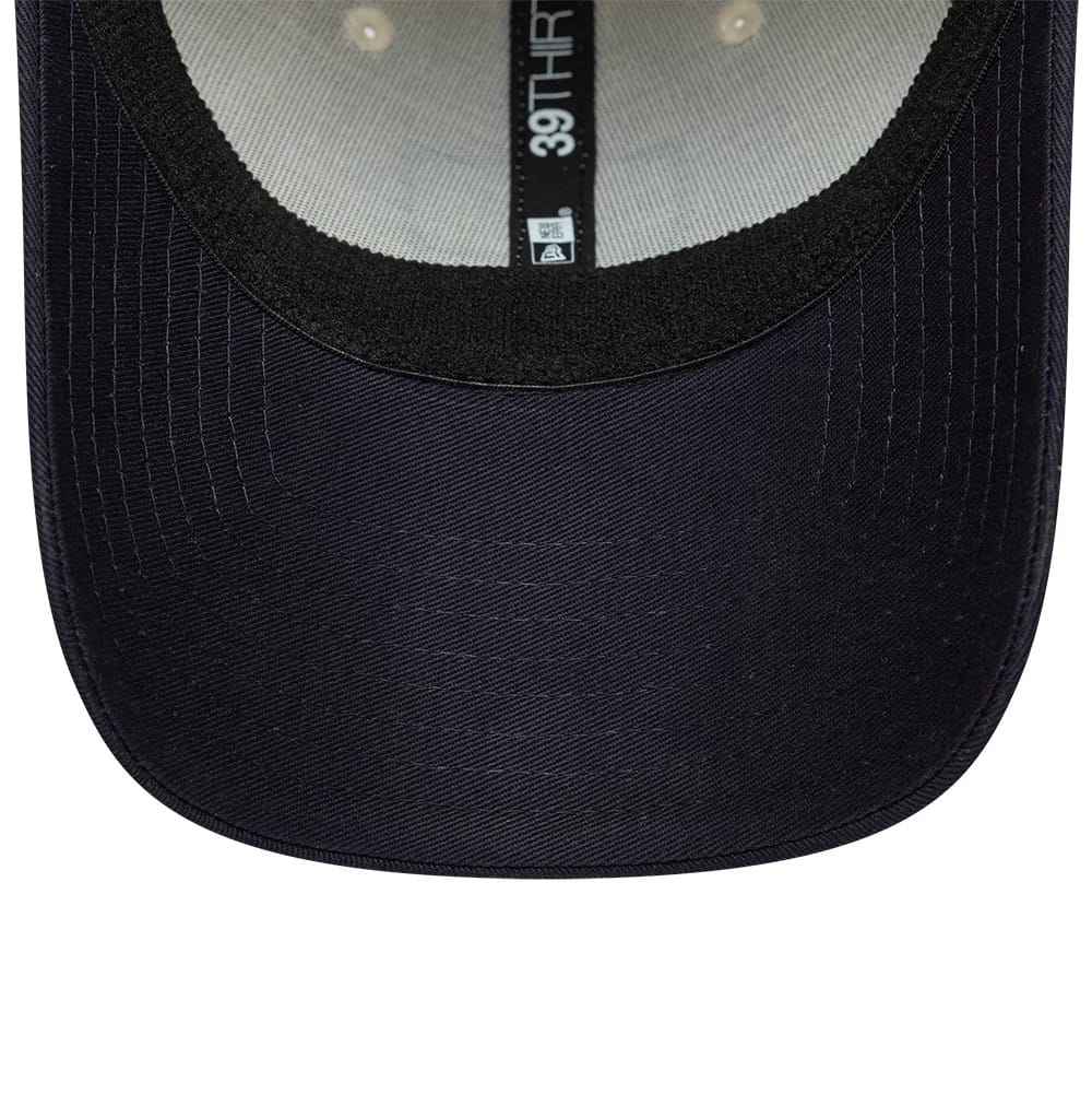 Pictured is this AS Roma 39THIRTY Stretch Fit cap in cream. 5