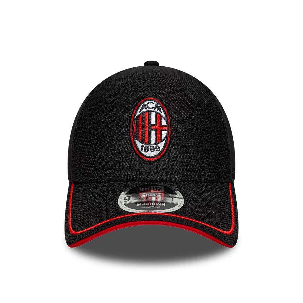 Pictured is this AC Milan Diamond Era 9FORTY M-Crown cap in black. 3