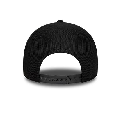 Pictured is this AC Milan Diamond Era 9FORTY M-Crown cap in black. 5