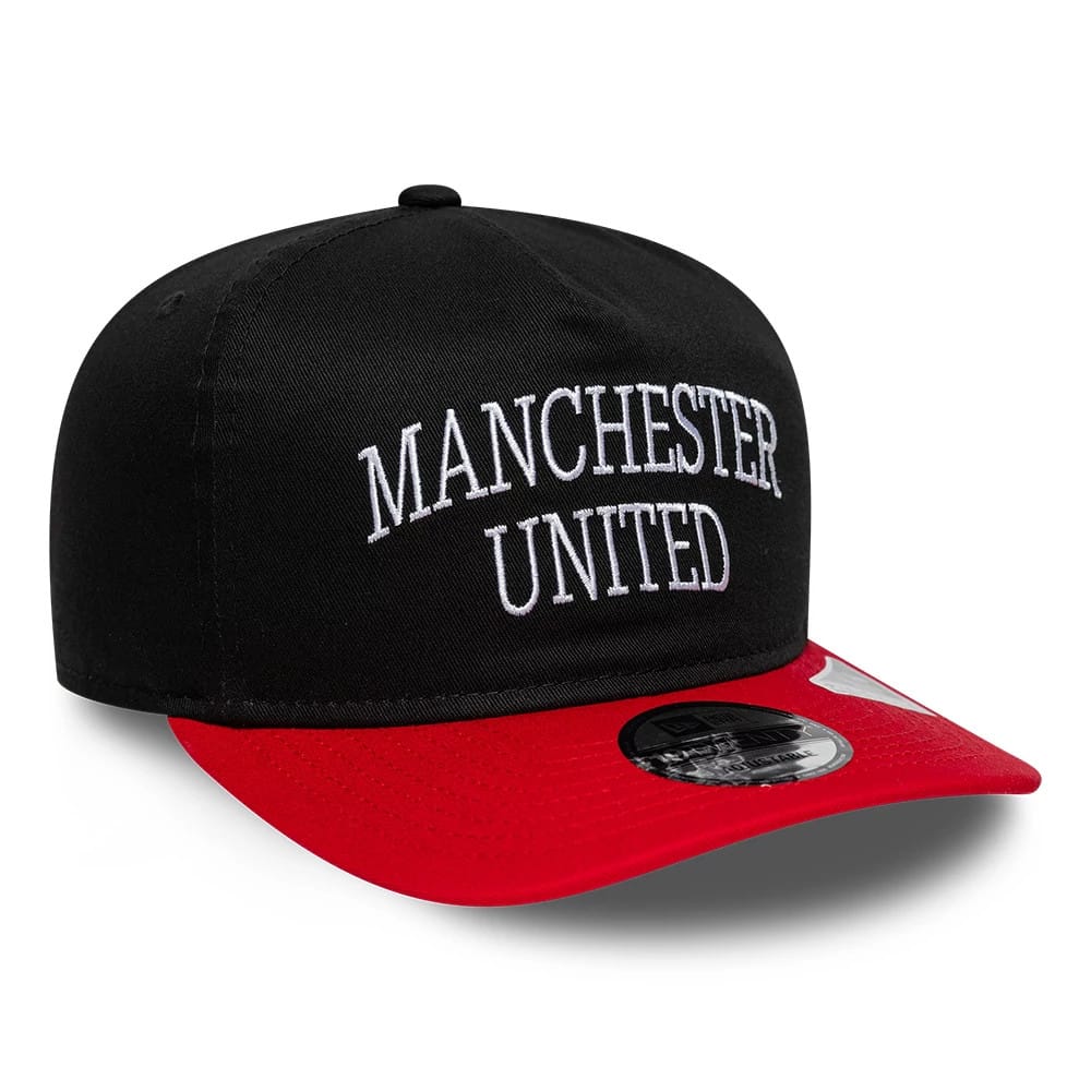 Pictured is this Manchester United FC Keano 19TWENTY cap in black. 3