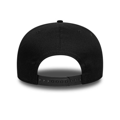 Pictured is this Manchester United FC Keano 19TWENTY cap in black. 4