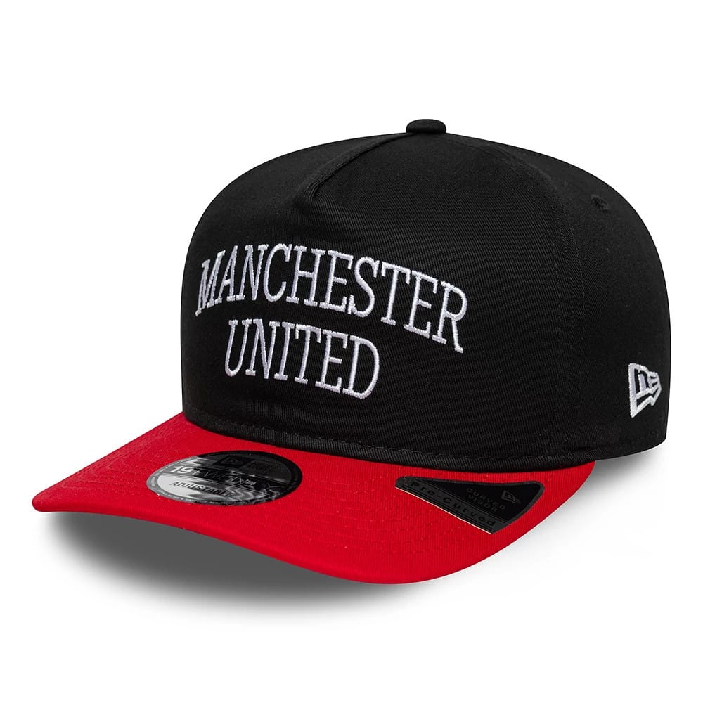 Pictured is this Manchester United FC Keano 19TWENTY cap in black. 1