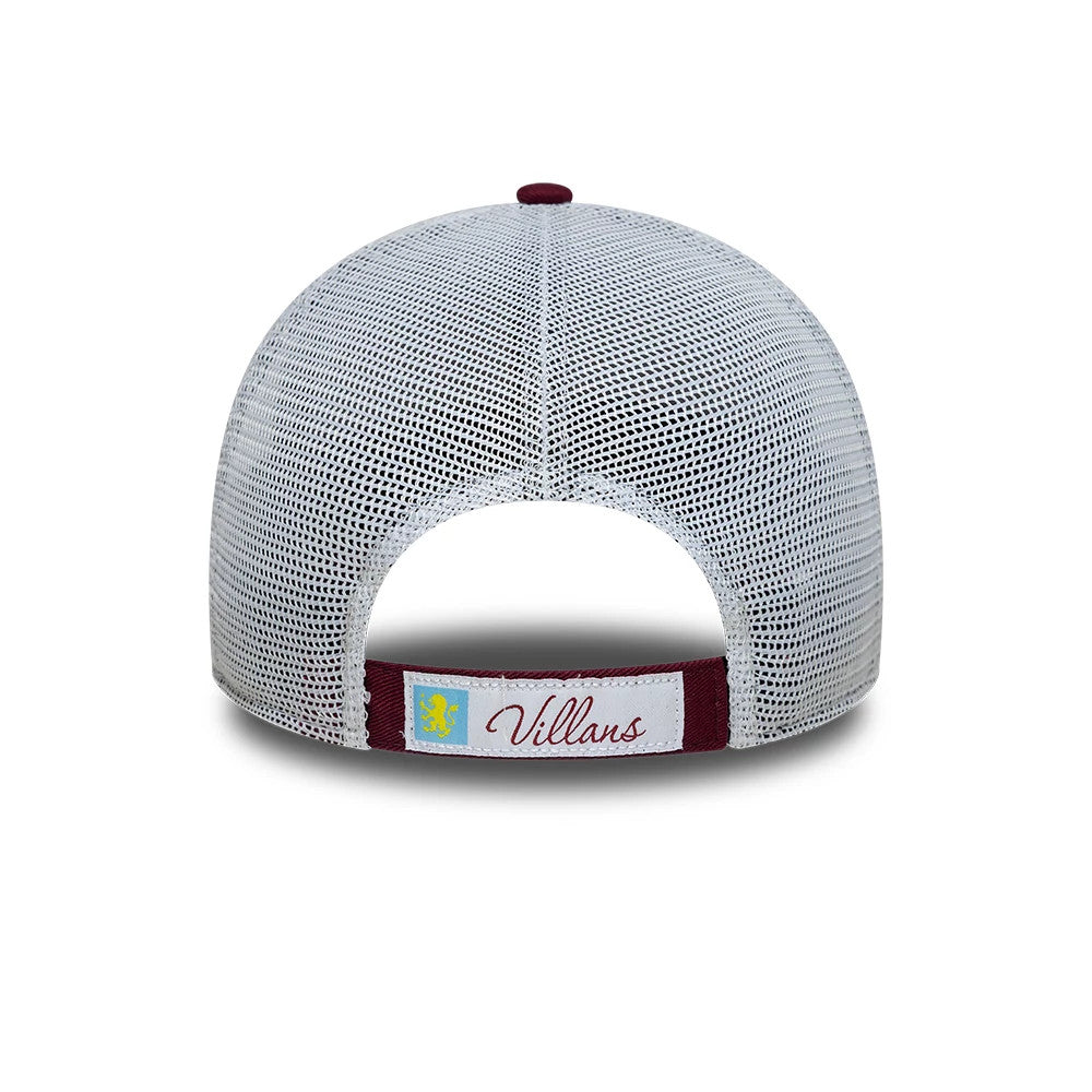 Pictured is this Aston Villa FC League 9FORTY cap in dark red. 4