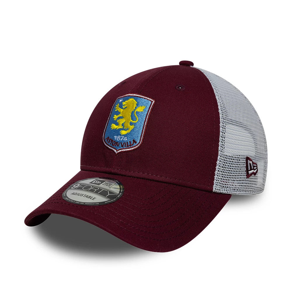 Pictured is this Aston Villa FC League 9FORTY cap in dark red. 1