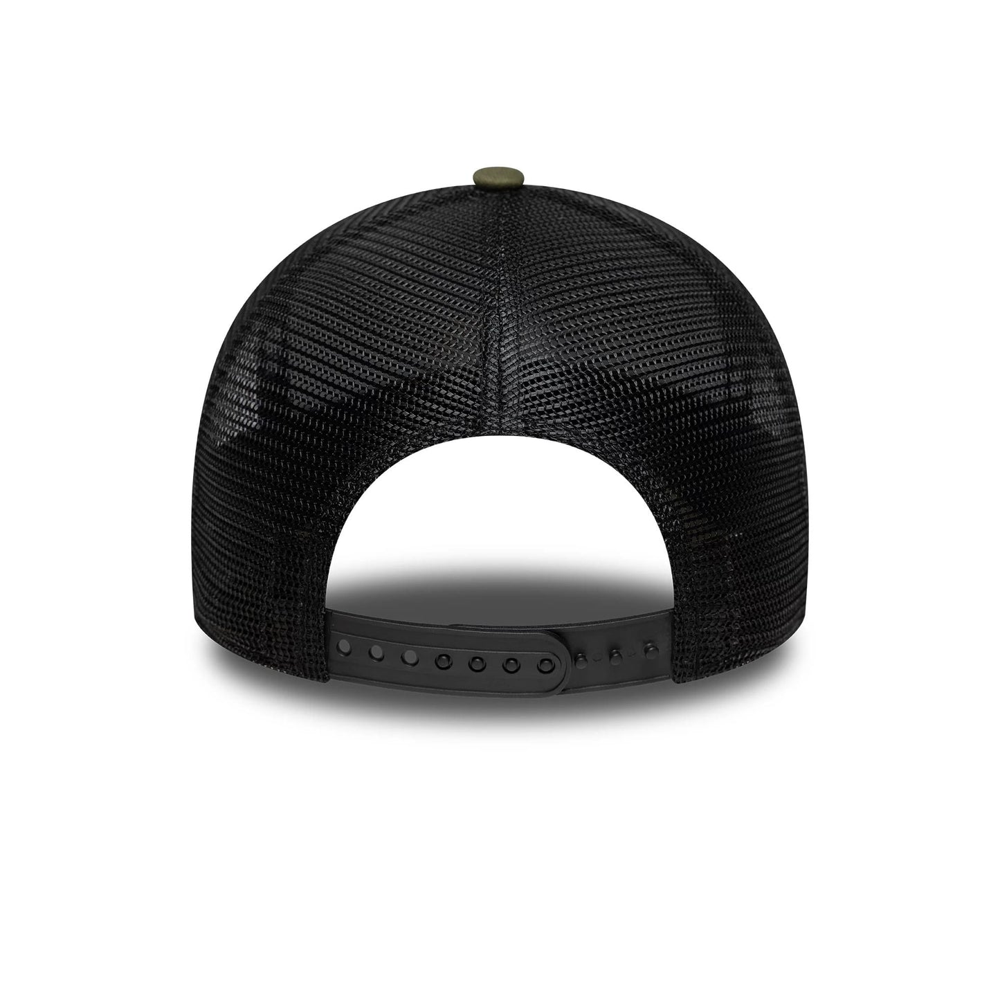 Pictured is this Ducati Motor Core 9FORTY E-Frame Trucker cap in green. 4