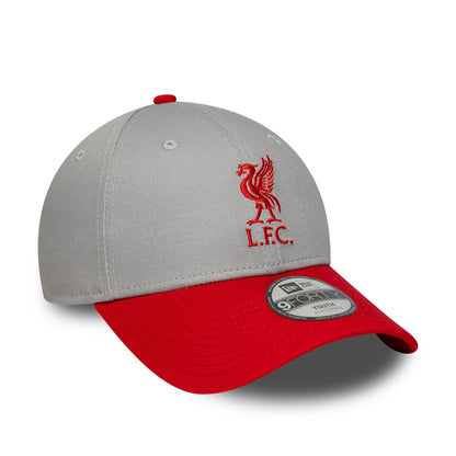 Pictured is this Youth Liverpool FC Contrast 9FORTY cap in grey. 3