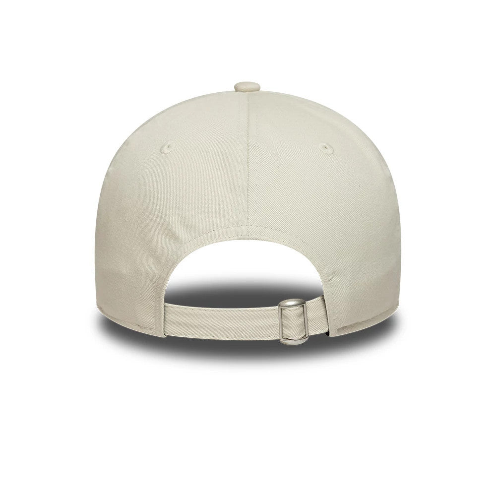 Pictured is this Newcastle United FC Howay The Lads 9TWENTY cap in cream. 6