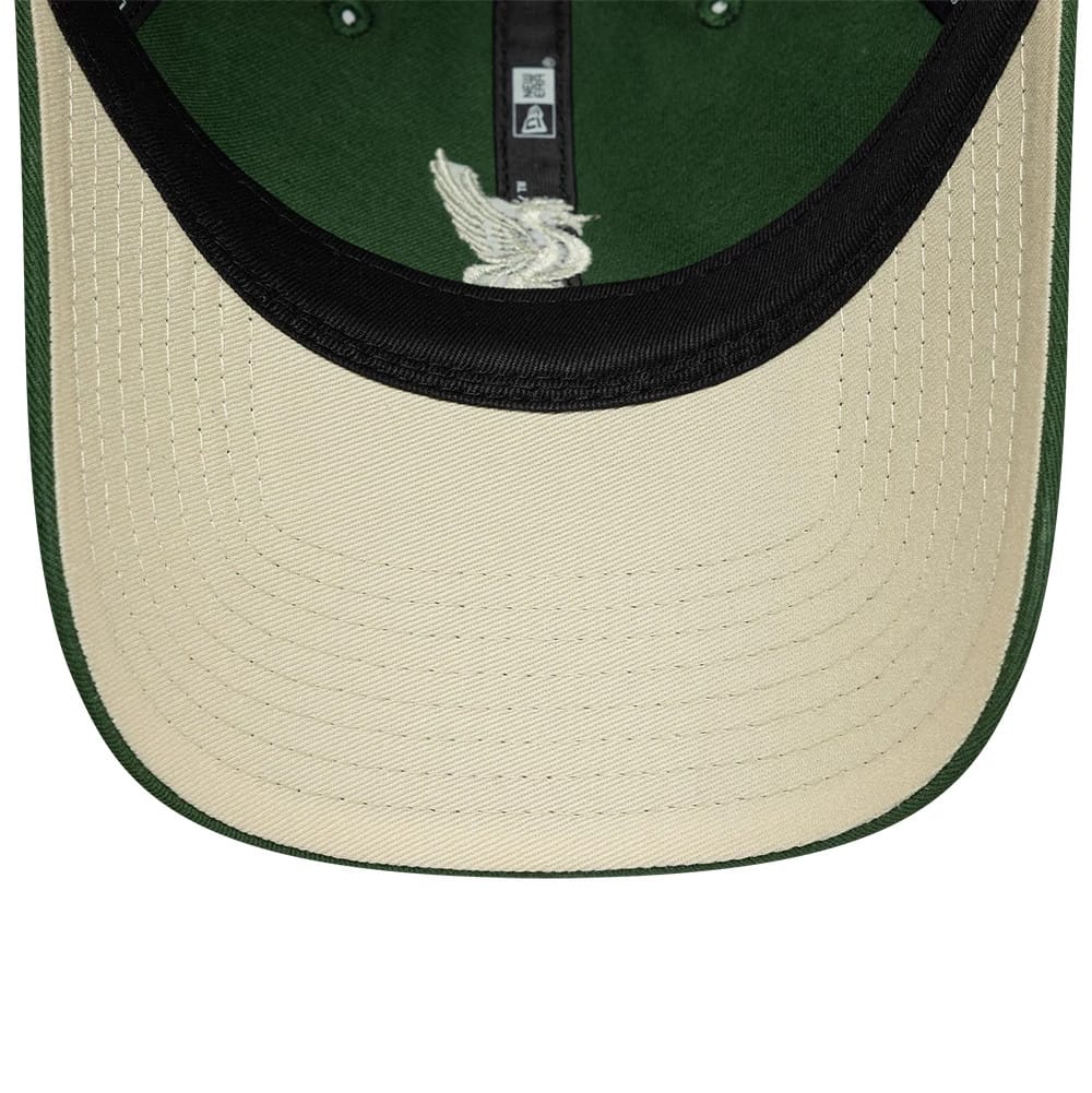 Pictured is this Liverpool FC 9TWENTY cap in dark green. 2