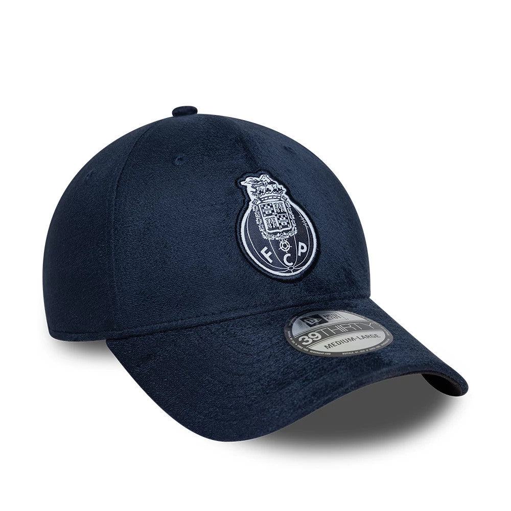 Pictured is this FC Porto Faux Suede 39THIRTY Stretch Fit cap in navy. 3