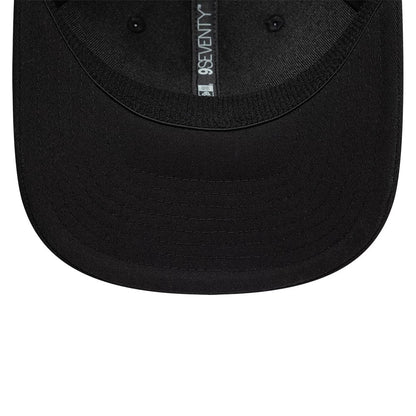 Pictured is this Rugby Club Toulon Lily 9SEVENTY Stretch Snap cap in black. 6