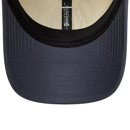 Pictured is this Visa Cash App Racing Bulls Contrast Visor 9TWENTY cap in cream. 6