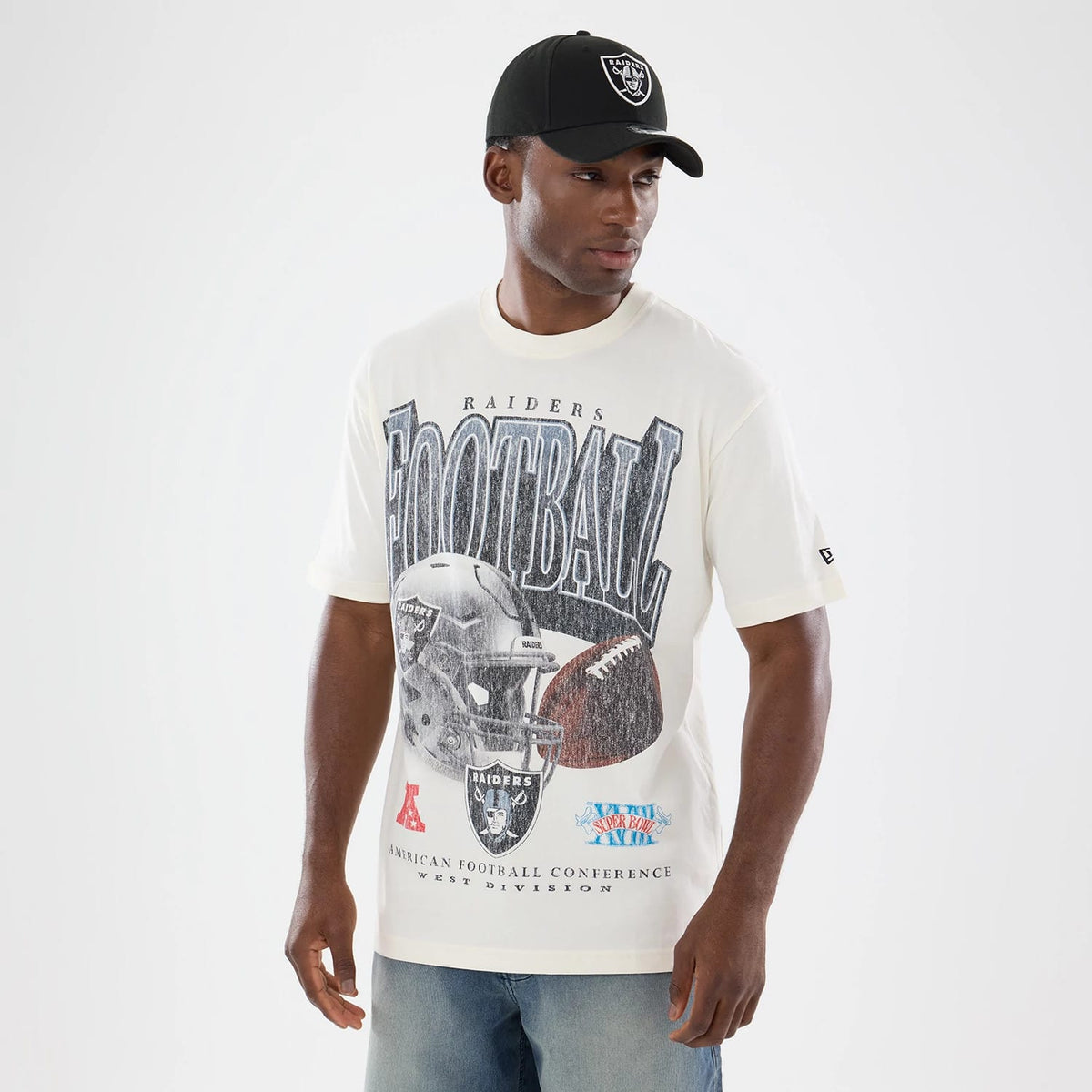 The model is wearing this NFL Sport Classic Las Vegas Raiders T-Shirt in cream. 1