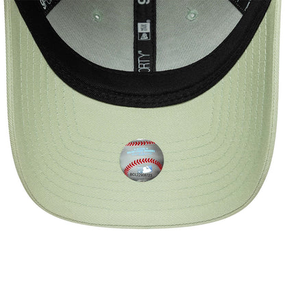 Pictured is this Womens MLB League Essential LA Dodgers 9FORTY cap in pastel green. 5